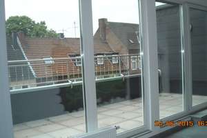 Großzügige moderne Dachgeschosswohnung mit Balkon in der Cranger Straße
