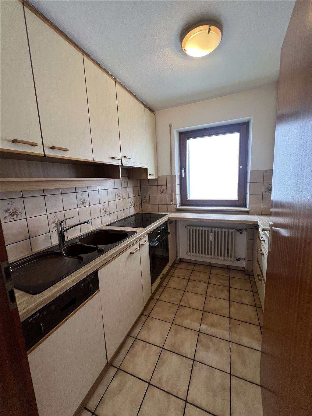 Immobilie in Dettingen an der Erms - Attraktive 3-Zimmer-Wohnung in Dettingen an der Erms – großer Balkon & Top-Grundriss - Bild 3