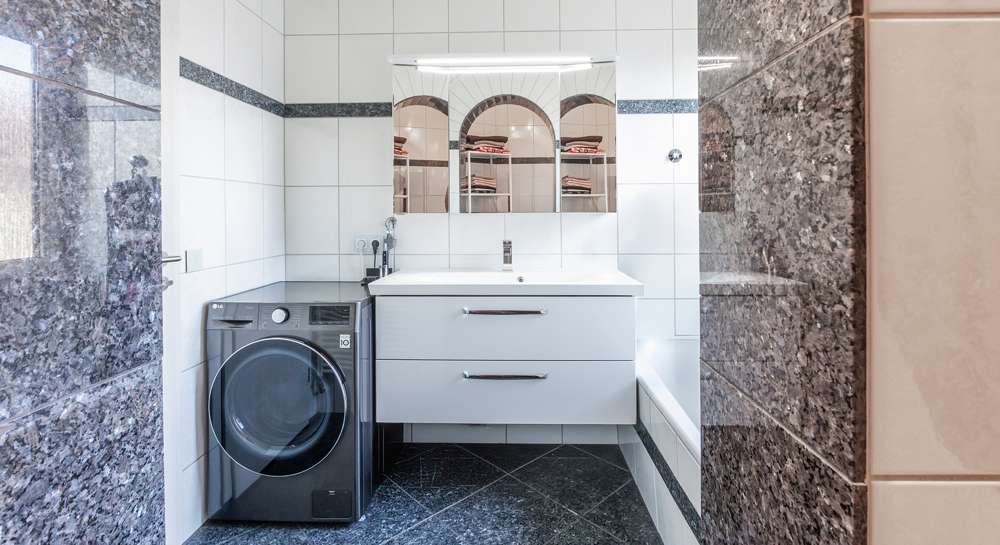 Immobilie in Wolfschlugen - Entspanntes Familienleben: 4 Zimmer mit Balkon und stressfreiem Parken dank Garage & Stellplatz. - Bild 2