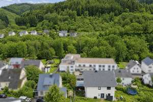 Wohnen mit Traumaussicht – Ihr modernes KfW 55 Haus mit großem Garten und viel Platz in Waldrach – Die vollständige Adresse der Immobilie erhältst du vom Anbieter., 54320 Waldrach – Vorschaubild 2