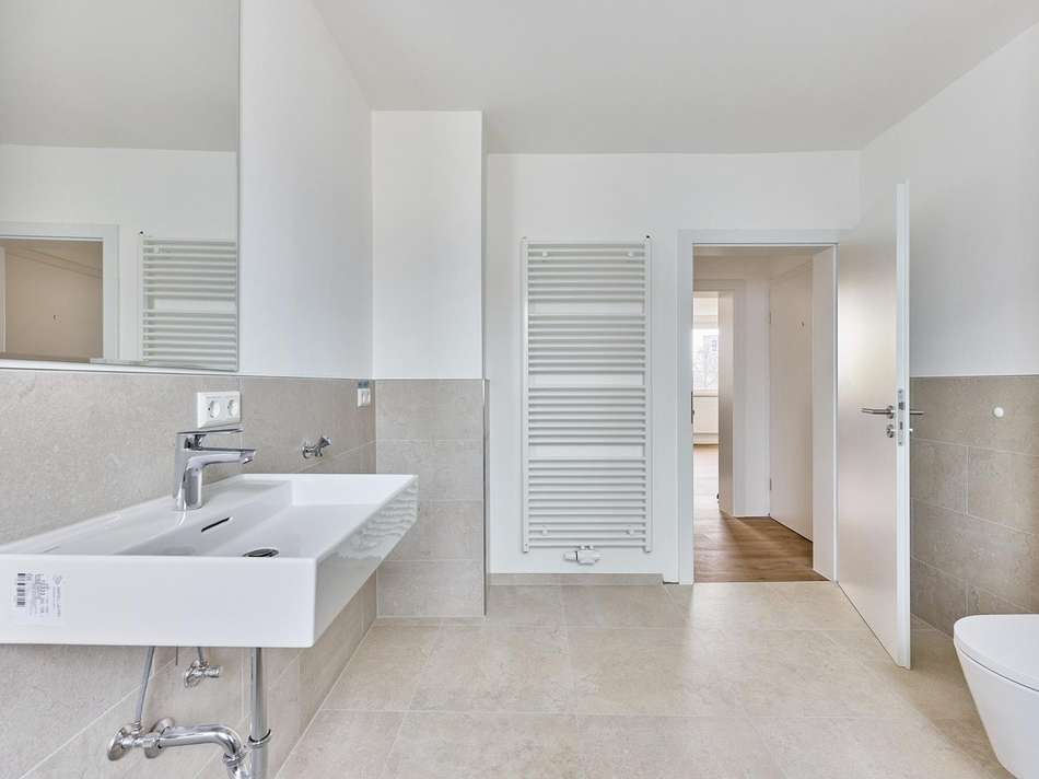 Tageslichtbad mit Handtuchheiz