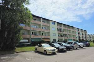 Direkt am Park - Vermietete Wohnung (3. OG) in ruhiger Lage mit Balkon - Fernwärme - – Am Gemeindepark 42, 12249 Lankwitz, Berlin – Vorschaubild 15