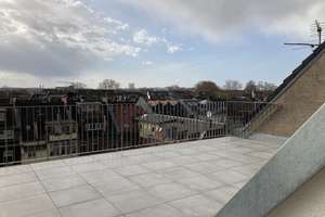 Neuwertige 3-Raum-Maisonette-Wohnung mit Balkon und Dachterrasse in 50674 Köln – Die vollständige Adresse der Immobilie erhältst du vom Anbieter., 50674 Neustadt/Süd, Köln – Vorschaubild 8