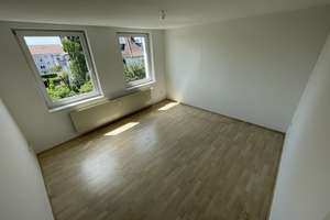 Helle 2 - Zimmer Wohnung mit Balkon EBK in Brackwede – Die vollständige Adresse der Immobilie erhältst du vom Anbieter., 33647 Brackwede, Bielefeld – Vorschaubild 7