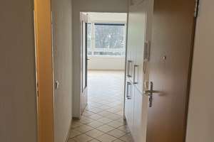 Modernisierte 1-Zimmer-WHG mit gehobener Innenausstattung zur Miete in Duisb. – Michaelstraße 53, 47055 Wanheimerort, Duisburg – Vorschaubild 8