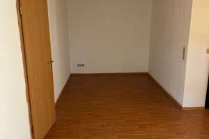 Wohnungspaket in Ludwigsburg – 6 vermietete Einheiten in gepflegtem 8 Mehrfamilienhaus – Die vollständige Adresse der Immobilie erhältst du vom Anbieter., 71642 Nord, Ludwigsburg – Vorschaubild 8