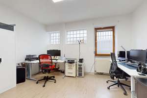 Gepflegtes Einfamilienhaus mit Hof, Terrasse und Garage zum Kauf in Münster-Sarmsheim – 55424 Münster-Sarmsheim – Vorschaubild 8