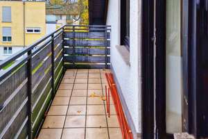 Schöne 2-Zimmer-DG-Wohnung in Bonn / Bad Godesberg mit neuem Bad, Einbauküche, Balkon und Stellplatz – Die vollständige Adresse der Immobilie erhältst du vom Anbieter., 53179 Rüngsdorf, Bonn – Vorschaubild 21