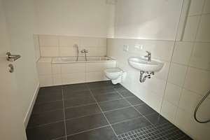 ** 3 Zimmer Wohnung mit Balkon - Erstbezug! WBS 160 / WBS 180 erforderlich ** – Anne-Frank-Straße 4, 12524 Altglienicke, Berlin – Vorschaubild 8