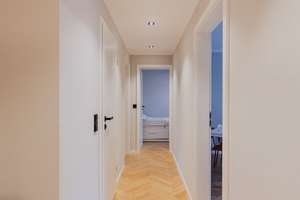Stilvoll sanierte 3-Zimmer-Wohnung in ruhiger Lage – Wohlfühlen und Entspannung garantiert – Die vollständige Adresse der Immobilie erhältst du vom Anbieter., 81927 Englschalking, München – Vorschaubild 1