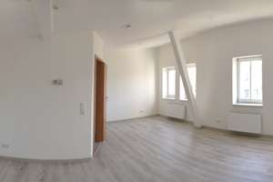 Helle 50qm 1-Zi. Whg mit Einbauküche (inkl Spülmaschine, Waschtrockner, Kühlschrank) – Immermannstraße 15, 39108 Stadtfeld Ost, Magdeburg – Vorschaubild 2