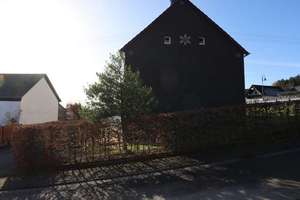 Gepflegter + gemütlicher Eifeler Winkelhof mit großem eingezäunten Garten und Ökonomiegebäuden Salm – Die vollständige Adresse der Immobilie erhältst du vom Anbieter., 54570 Salm – Vorschaubild 3