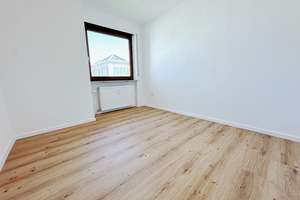🌟 Erstbezug nach Sanierung - Helle 3-Zimmer-Wohnung |  Firmenanmietung möglich 🌟 – Hoferstraße 38, 71636 West, Ludwigsburg – Vorschaubild 3