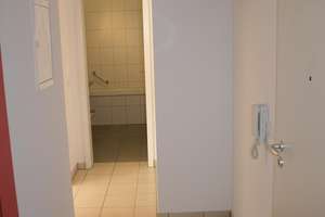 Schöne, helle, zentral gelegene 2-Zimmer-Wohnung mit Balkon – Die vollständige Adresse der Immobilie erhältst du vom Anbieter., 82178 Puchheim – Vorschaubild 7