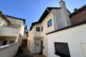 Ein Ort voller Möglichkeiten – Wohnen & Arbeiten mitten in Obernburg – Die vollständige Adresse der Immobilie erhältst du vom Anbieter., 63785 Obernburg am Main – Vorschaubild 3
