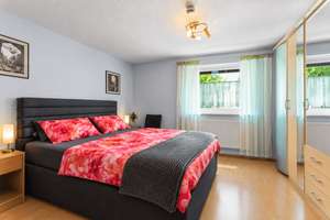 Ein eigenes Haus in Bremen-Walle – kompakt, vielseitig und mit eigenem Außenbereich – Die vollständige Adresse der Immobilie erhältst du vom Anbieter., 28217 Westend, Bremen – Vorschaubild 2