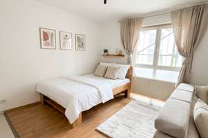 Studenten & Pendler aufgepasst! Ab 01.09.! Elegant möblierte Einraum-Wohnung in Blasewitz! – Kipsdorfer Straße 121b, 1279 Blasewitz (Stadtteil), Dresden – Vorschaubild 3