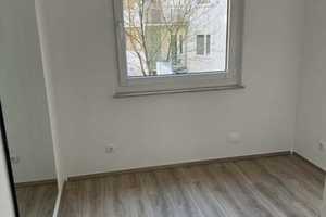 Tauschwohnung: Zentrale kleine Wohnung gegen größere Wohnung – Köln – Vorschaubild 3