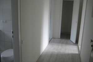 Modernisierte 3- Zimmerwohnung mit sonnigem Balkon – Schierholzstr. 100 A, 30655 Hannover – Vorschaubild 5