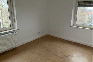 Auch für Jobcenter (4 Personen)!  3-Zimmer Wohnung im 5. OG ohne Aufzug. – Speyerer Str. 2, 90443 Nürnberg – Vorschaubild 4