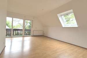 Ruhig gelegene  2,5 Zimmer Wohnung mit herrlichem Ausblick – Bachstelzenweg 21, 80937 Am Hart, München – Vorschaubild 3