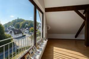 Zweifamilienhaus in guter Wohnlage mit Skyline-Blick – Die vollständige Adresse der Immobilie erhältst du vom Anbieter., 61462 Königstein im Taunus – Vorschaubild 5