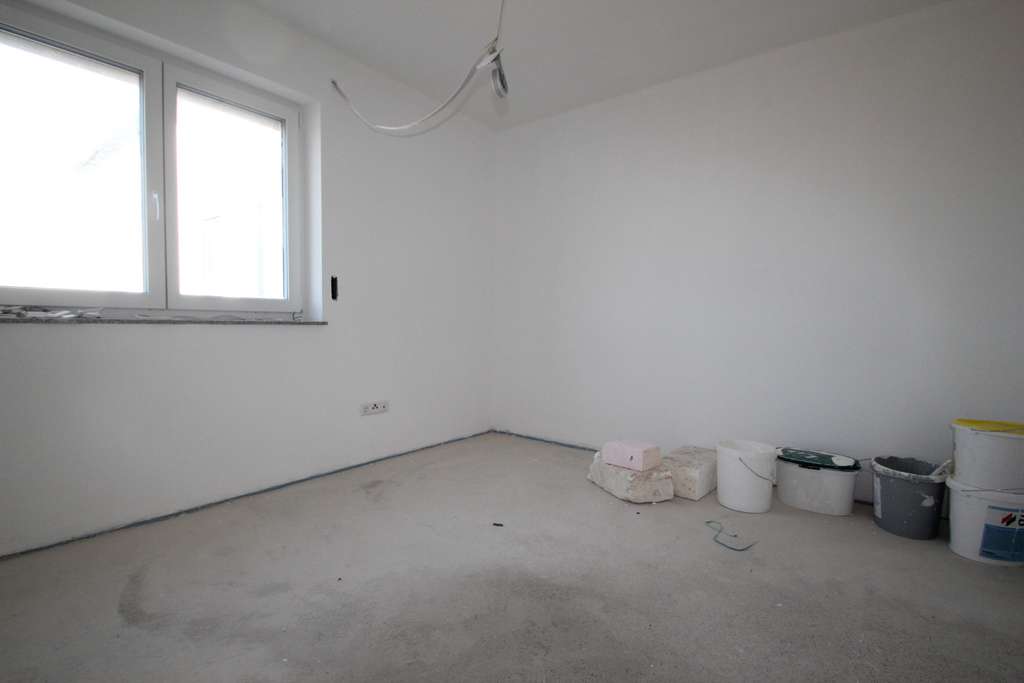 Immobilie in Adelmannsfelden - Adelmannsfelden, Neubau-Doppelhaushälfte in Massivbauweise kurzfristig beziehbar - Bild 3