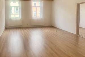 3 Zimmer Wohnung in zentrumsnähe von Oelsnitz Besichtigung am 5.6.2025