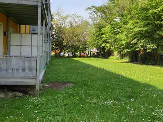 Gartenansicht Gebäude hinten