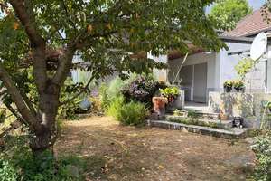 „Ideal für einen Handwerker“
Freistehendes  Einfamilienhaus mit Altbau-Charme in 47228 Duisburg – Die vollständige Adresse der Immobilie erhältst du vom Anbieter., 47228 Bergheim, Duisburg – Vorschaubild 20