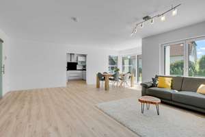 Hochwertiger Neubau! Energieeffizientes Architektenhaus mit Privatsphäre auf großem Grundstück – Die vollständige Adresse der Immobilie erhältst du vom Anbieter., 95503 Hummeltal – Vorschaubild 6