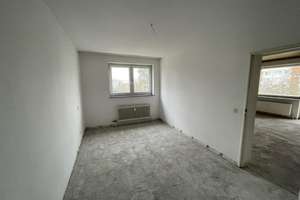 leere 4-Zi. Wohnung in Wiesbaden-Delkenheim – Mannheimer Straße 4, 65205 Delkenheim, Wiesbaden – Vorschaubild 6
