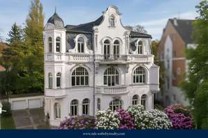 Bel Etage in exklusiver denkmalgeschützter Stadtvilla in Hannover-Waldhausen