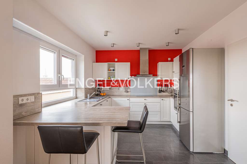 Immobilie in Weisenheim am Sand - Neuwertiges Penthouse mit Kamin und Aufzug mit privatem Zugang! - Bild 4