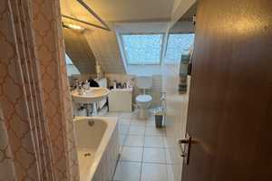 3-Zimmer-Wohnung mit Einbauküche in Krefeld – Krefeld – Vorschaubild 4