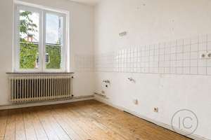 ! WG-Zimmer in charmanter Altbauwohnung in zentraler Lage von Aachen – Die vollständige Adresse der Immobilie erhältst du vom Anbieter., 52070 Frankenberg, Aachen – Vorschaubild 4