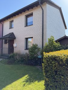 Familienfreundliches Reiheneckhaus mit gepflegtem Garten ruhiger Lage von Hilden