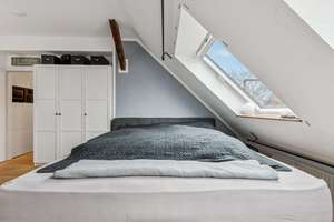 Dachgeschoss-Highlight mit 3 Zimmern, Kamin & großer Terrasse im Herzen von Steglitz – Die vollständige Adresse der Immobilie erhältst du vom Anbieter., 12167 Steglitz, Berlin – Vorschaubild 10