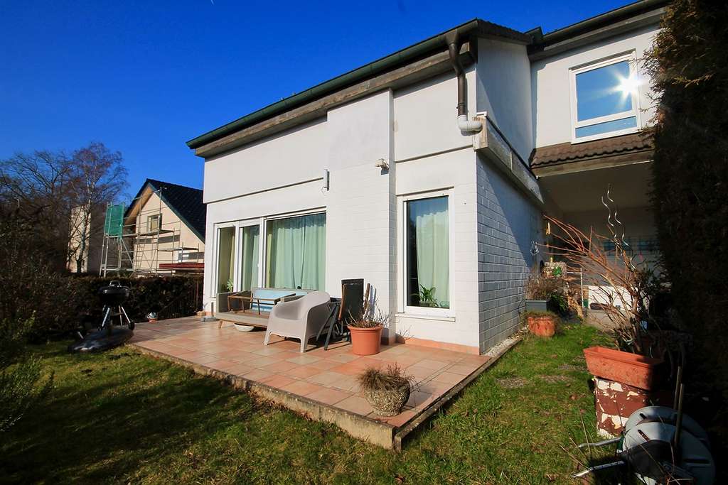 Immobilie in Hanau - Vermietete Erdgeschosswohnung mit Terrasse und Grünanteil - Bild 2