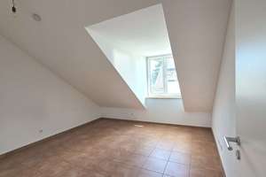 Provisionsfrei für Käufer! ***Komplette Dachetage mit riesiger Südterrasse in modernem Anwesen*** – Die vollständige Adresse der Immobilie erhältst du vom Anbieter., 81245 Altaubing, München – Vorschaubild 17