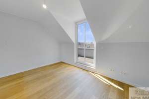 Modernisierte Maisonette-Wohnung zur Miete in Düsseldorf Benrath – Rayak Immobilien, Ihr Makler für  – 40599 Hassels, Düsseldorf – Vorschaubild 7