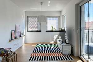 Im Zentrum von Neu-Ulm/Pfuhl neuwertige sonnige 2-Zi.-Wo. im 2. OG mit Südbalkon, Aufzug und TG – Die vollständige Adresse der Immobilie erhältst du vom Anbieter., 89233 Neu-Ulm – Vorschaubild 5