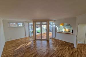 Penthouse-Feeling I Großzügige 2-Zimmer-Wohnung mit Wintergarten, Terrasse – Buckower Damm 189, 12351 Britz, Berlin – Vorschaubild 2