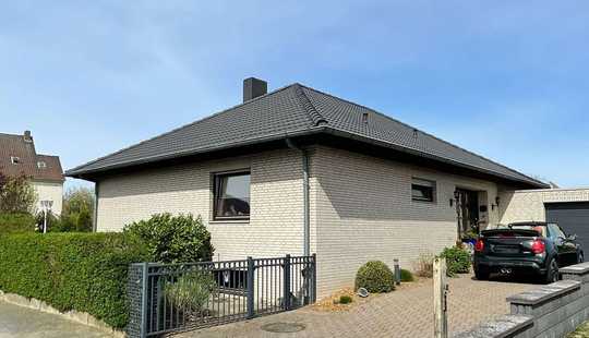 Bild von Gepflegter Bungalow mit großem Garten in Ilsede OT Groß Bülten