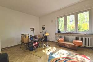Großes Wohnhaus am Rande des Zentrums von Gütersloh – Die vollständige Adresse der Immobilie erhältst du vom Anbieter., 33330 Innenstadt-Kattenstroth, Gütersloh – Vorschaubild 6