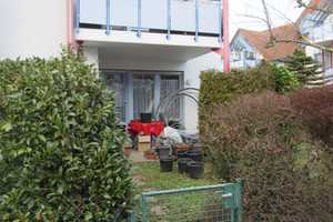 Exklusive, gepflegte 3-Raum-EG-Wohnung mit geh. Innenausstattung mit Balkon und EBK in Stadtbergen – Sebastian-Kneipp-Straße 2, 86391 Augsburg (Kreis) – Vorschaubild 1