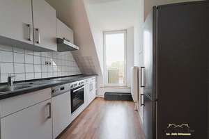 Traumhafte 2-Zimmer-Dachgeschosswohnung mit zwei Balkonen, Einbauküche & Wannenbad – Wallstraße 1c, 6449 Aschersleben – Vorschaubild 13
