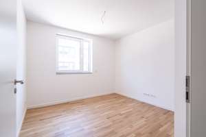 Stilvoll & großzügig wohnen: Hochwertige 3-Zimmer-Wohnung mit Eichenholzfußboden – sofort verfügbar – Göttinger Chaussee 267 C, 30459 Oberricklingen, Hannover – Vorschaubild 3