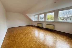 Dachgeschoss mit 62m² Ausbaupotential in Ruhrnähe (200 m) | 2,5 Raum | Parkett | neue Heizkörper – Die vollständige Adresse der Immobilie erhältst du vom Anbieter., 45276 Steele, Essen – Vorschaubild 9