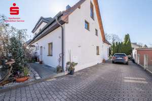 Charmantes Zweifamilienhaus mit großem Garten in Westausrichtung – Die vollständige Adresse der Immobilie erhältst du vom Anbieter., 81243 Aubing-Süd, München – Vorschaubild 1